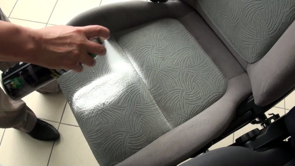 Как отмыть колу с сидений машины